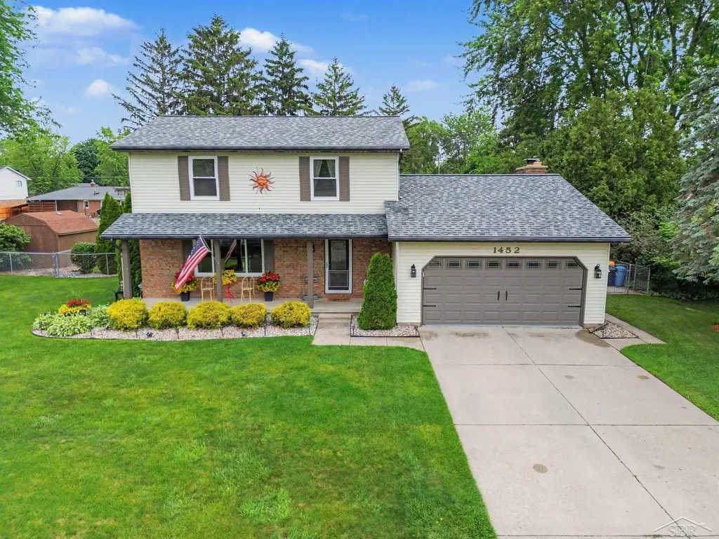 1452 Allendale Drive Saginaw Charter Township MI 48638