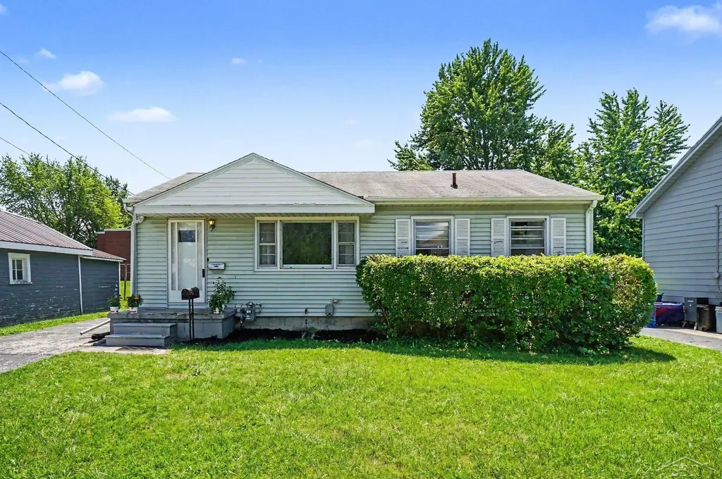 1502 34th Street Bay City City MI 48708