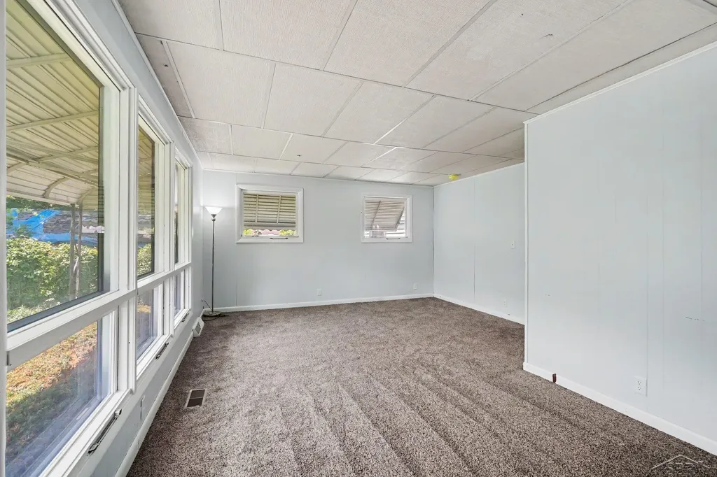 1502 34th Street Bay City City MI 48708