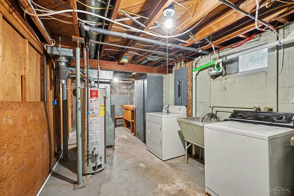 1502 34th Street Bay City City MI 48708