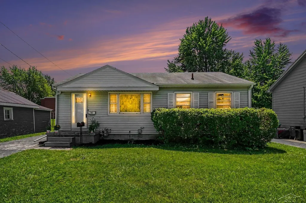 1502 34th Street Bay City City MI 48708