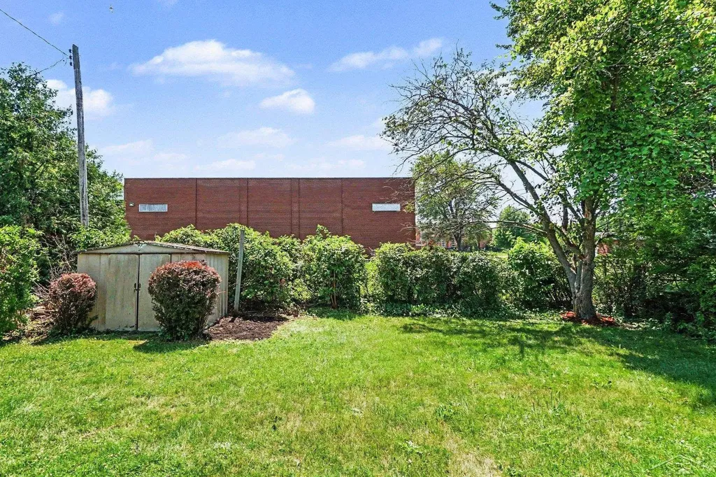 1502 34th Street Bay City City MI 48708