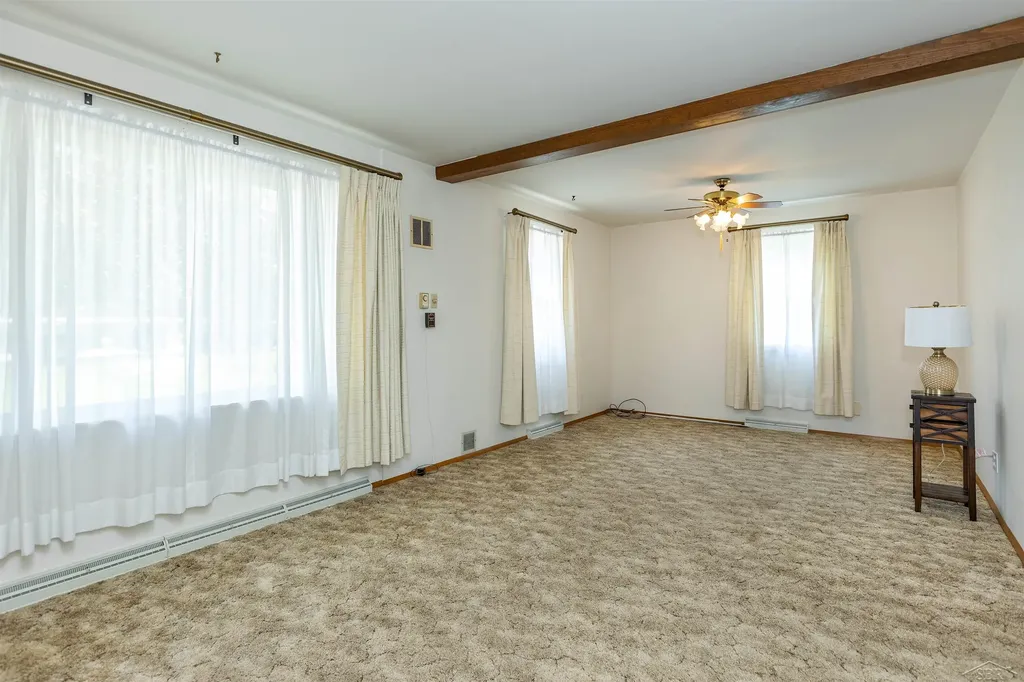 1530 W Beaver Road Beaver Township MI 48611