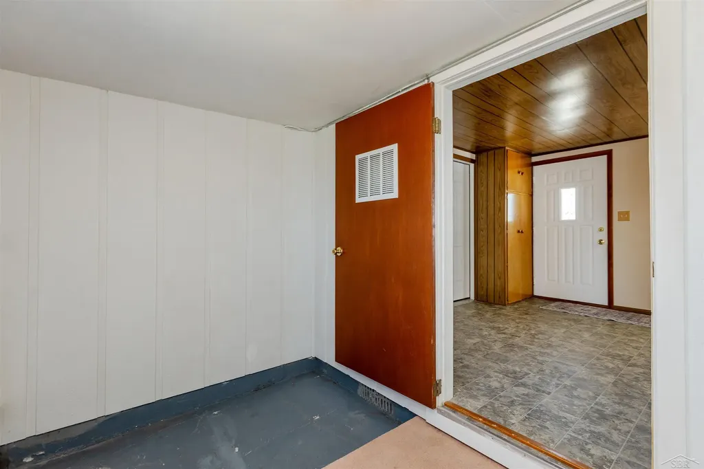 1530 W Beaver Road Beaver Township MI 48611