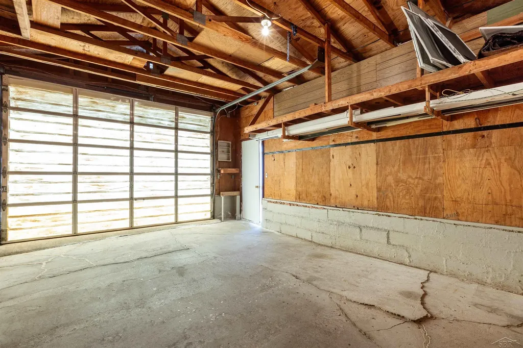 1530 W Beaver Road Beaver Township MI 48611