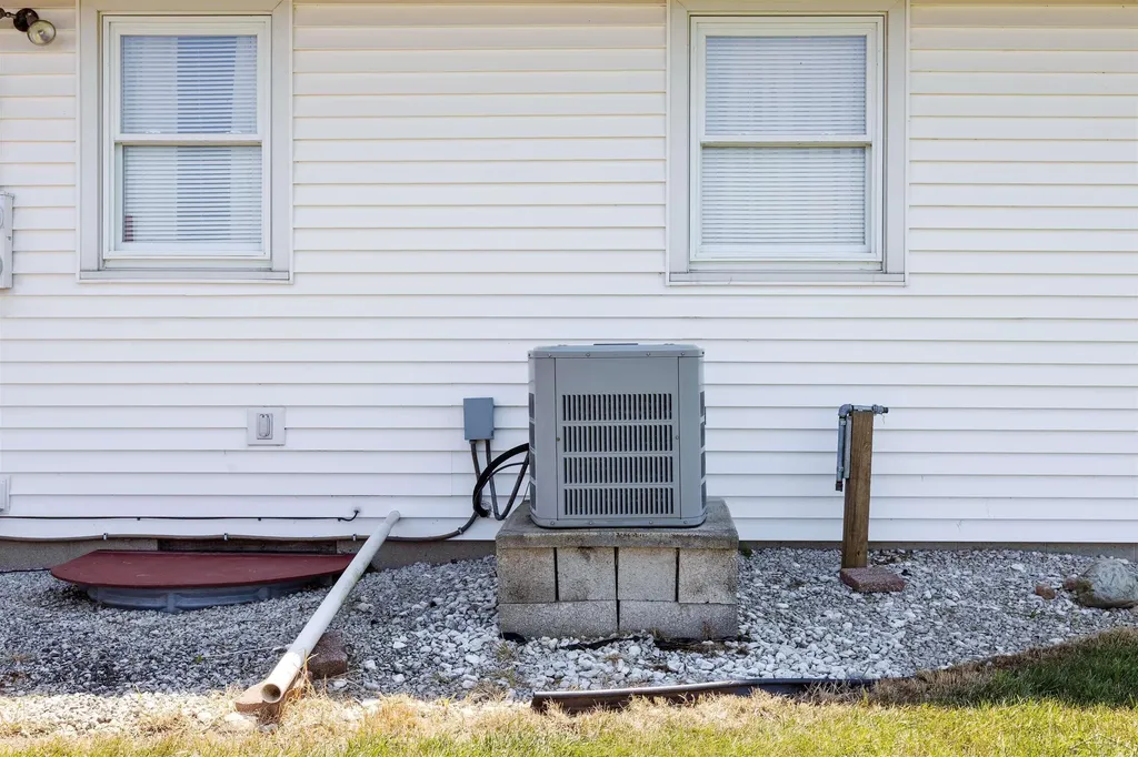 1530 W Beaver Road Beaver Township MI 48611