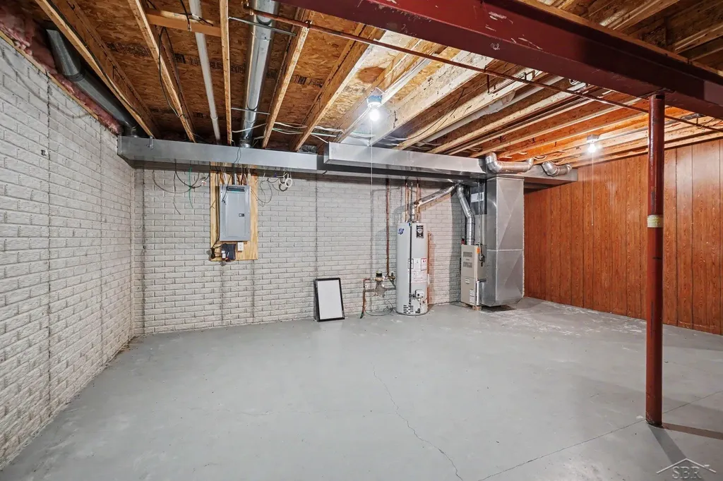3072 Silverwood Drive Saginaw Charter Township MI 48603
