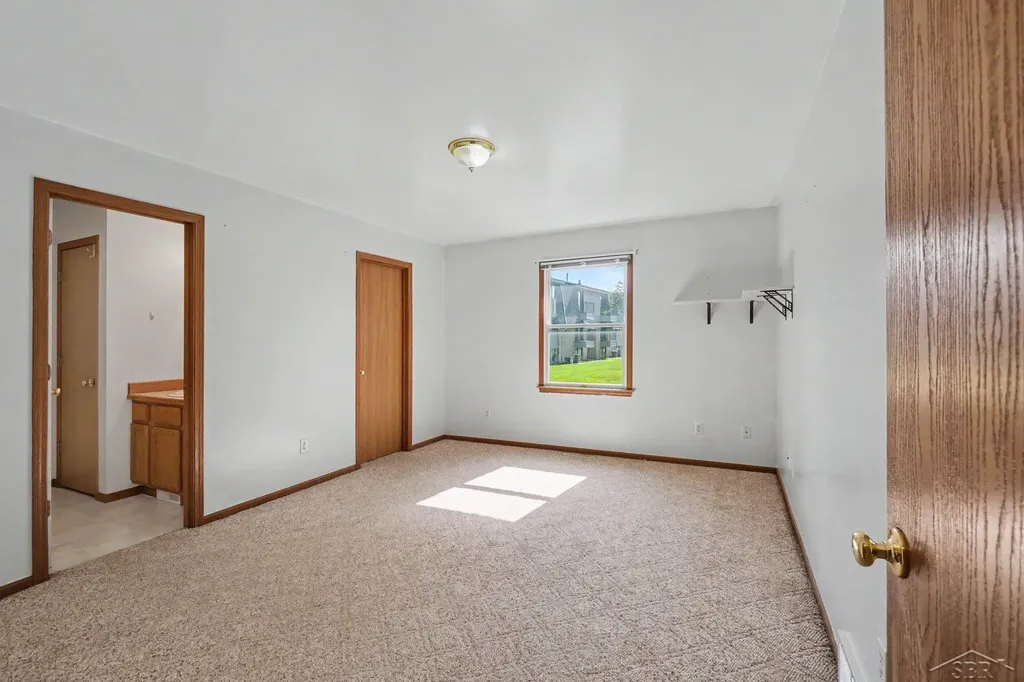 3072 Silverwood Drive Saginaw Charter Township MI 48603