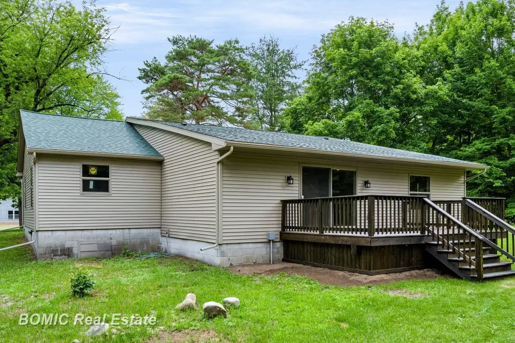 2435 E Dayton Road Wells Township MI 48723