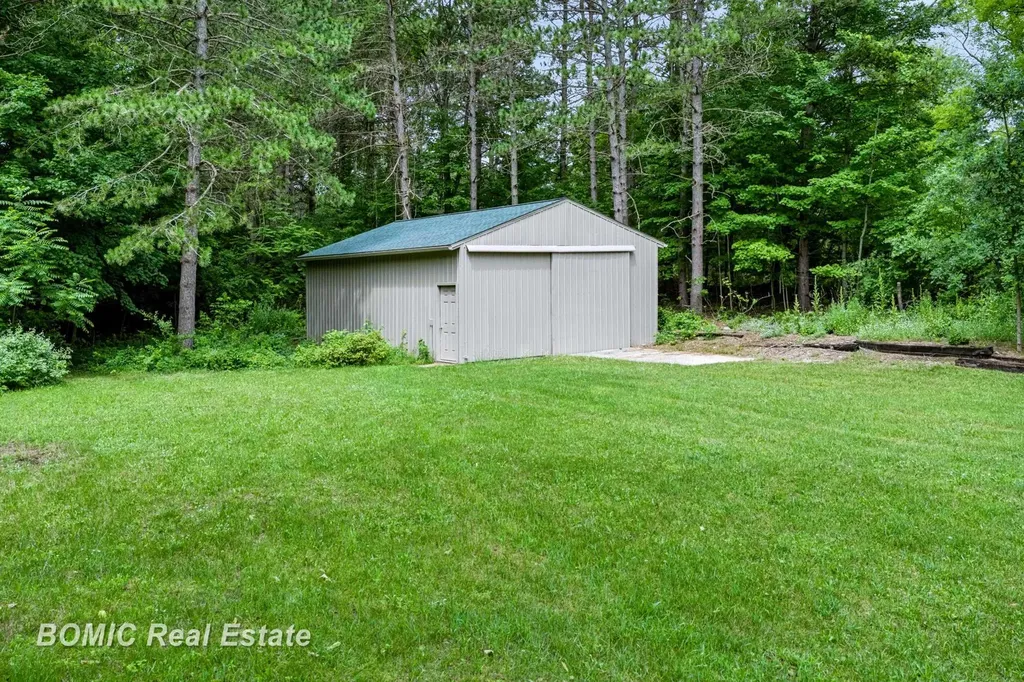 2435 E Dayton Road Wells Township MI 48723