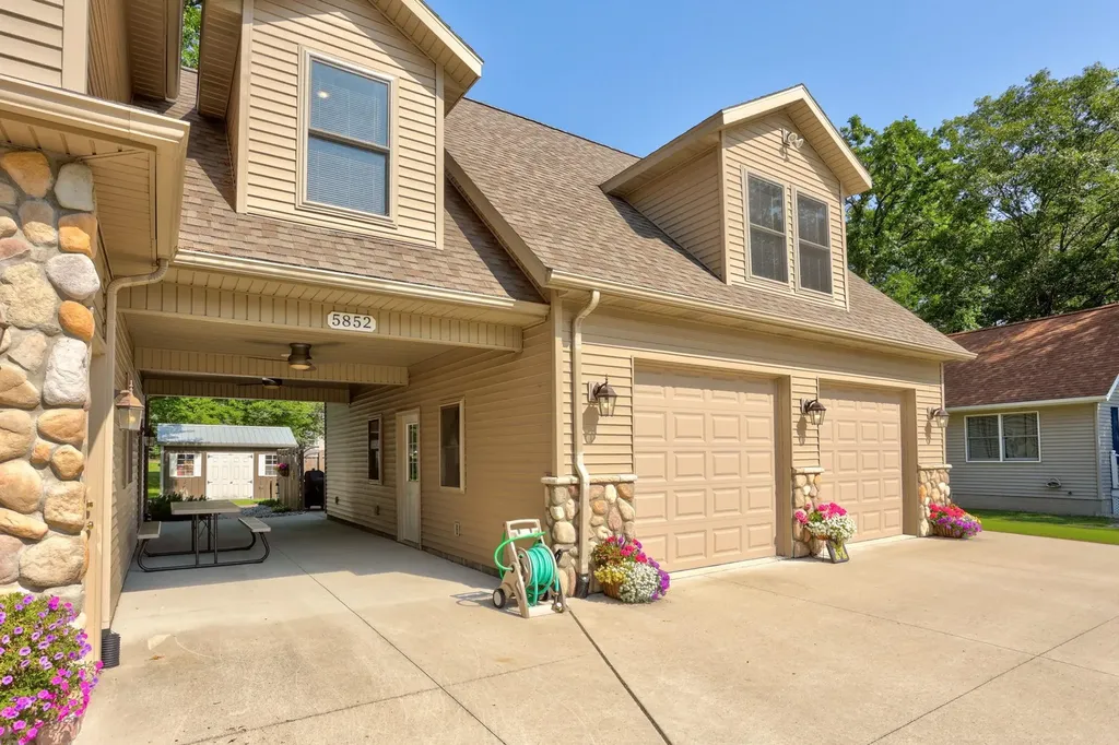 5852 Port Austin Road Caseville Township MI 48725