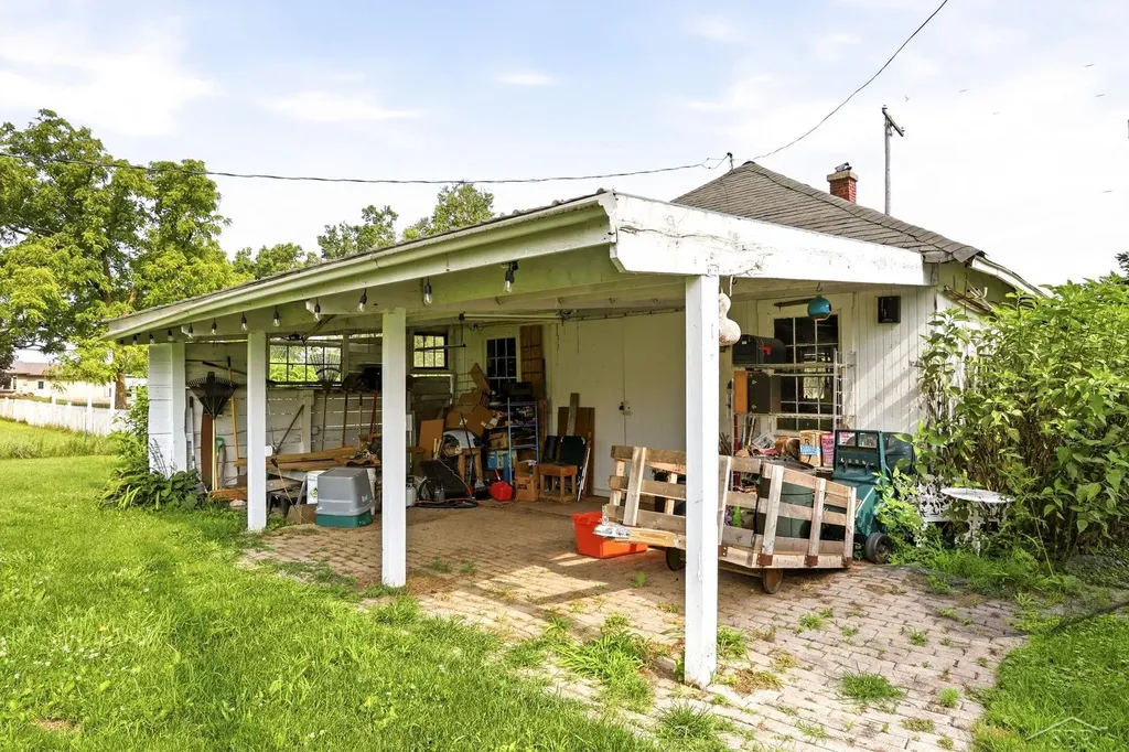 12030 N Lewis Road Thetford Township MI 48420