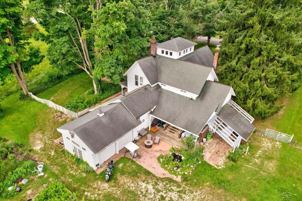 12030 N Lewis Road Thetford Township MI 48420