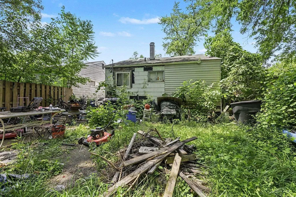16192 Fenton Street Detroit City MI 48219
