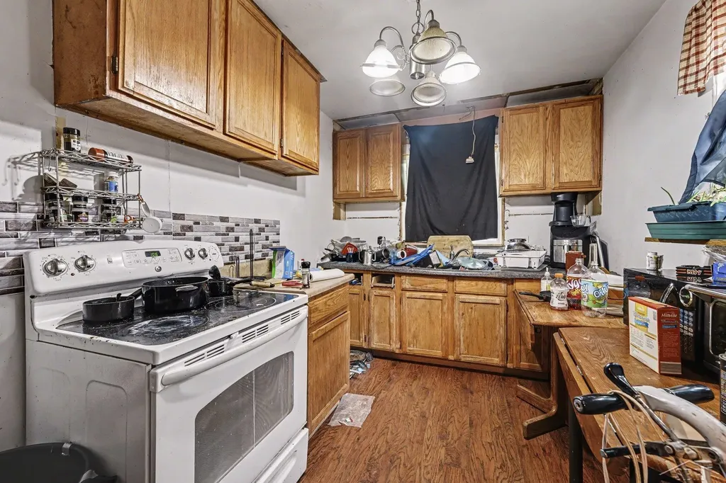 16192 Fenton Street Detroit City MI 48219