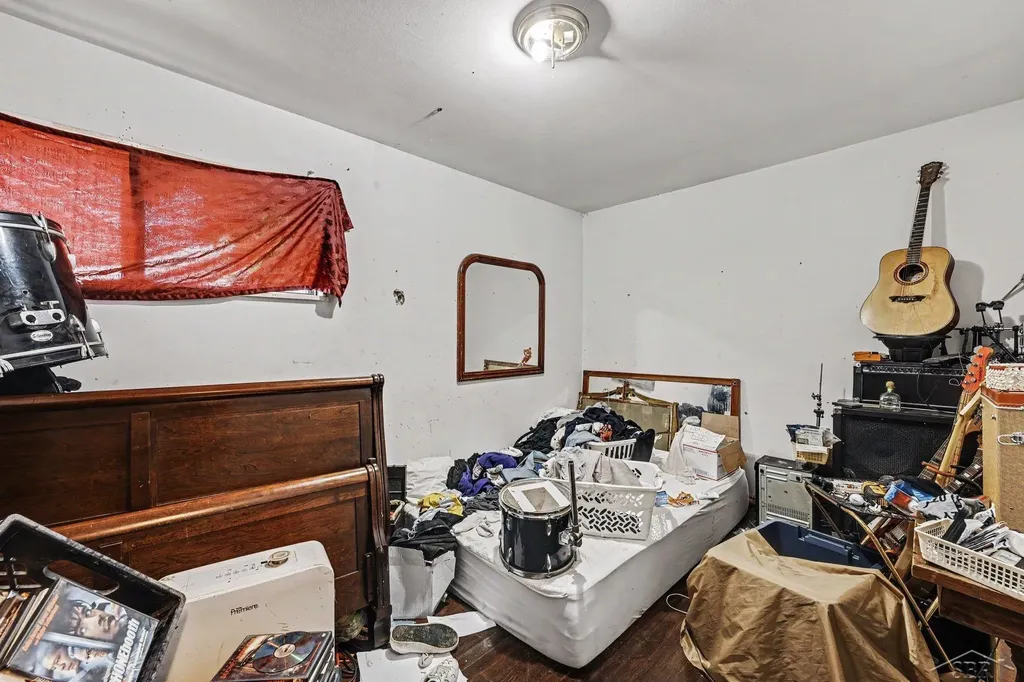 16192 Fenton Street Detroit City MI 48219
