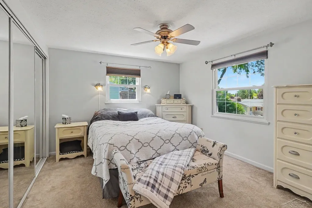 831 Mayflower Drive Saginaw Charter Township MI 48638
