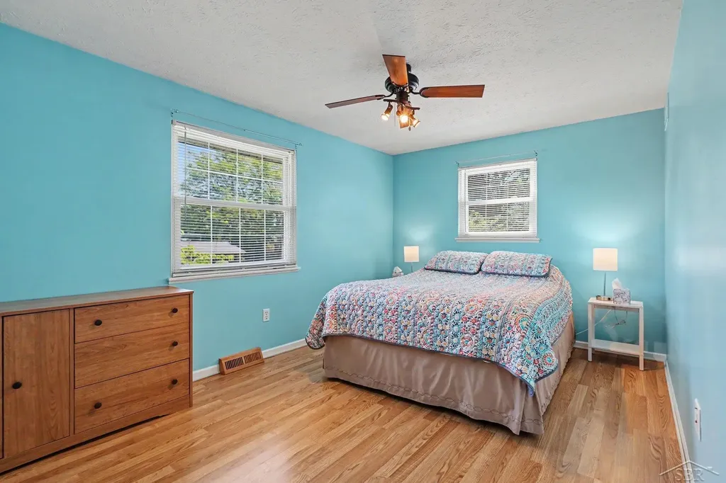 831 Mayflower Drive Saginaw Charter Township MI 48638