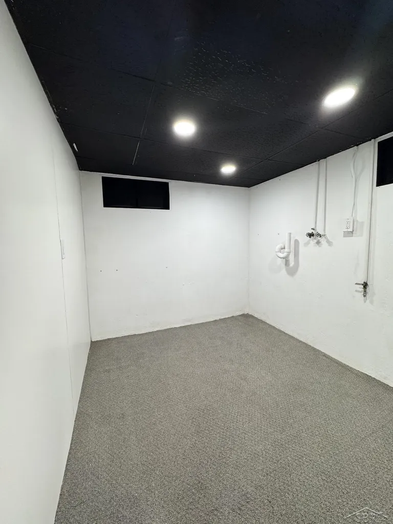 1065 Curwood Road Thomas Township MI 48609