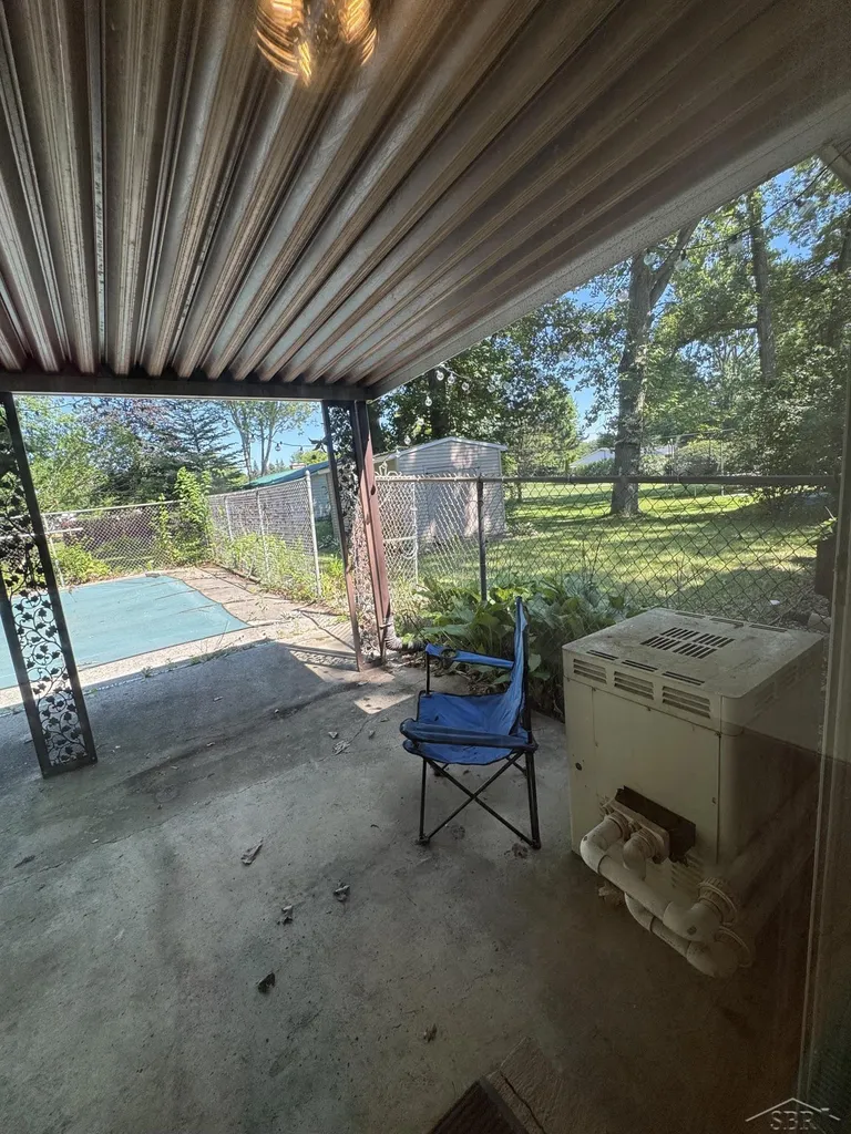 1065 Curwood Road Thomas Township MI 48609