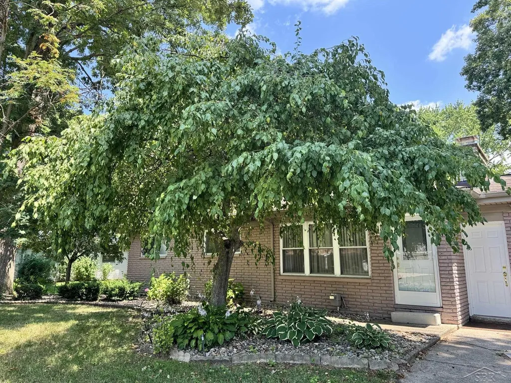 1065 Curwood Road Thomas Township MI 48609