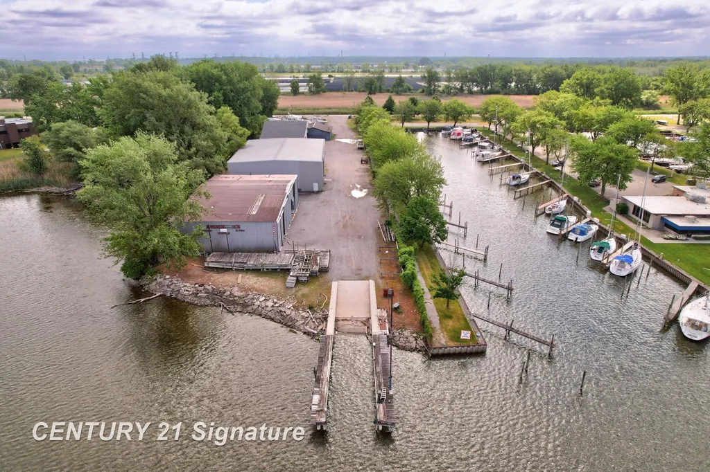 2363 Weadock Highway Hampton Charter Township MI 48723