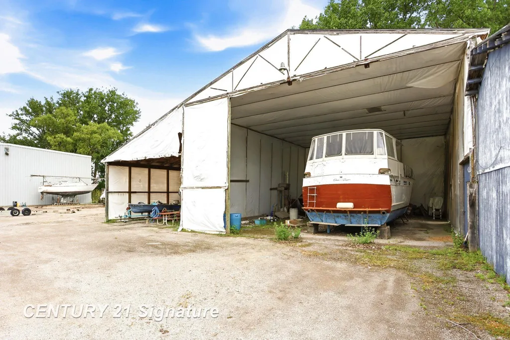 2363 Weadock Highway Hampton Charter Township MI 48723