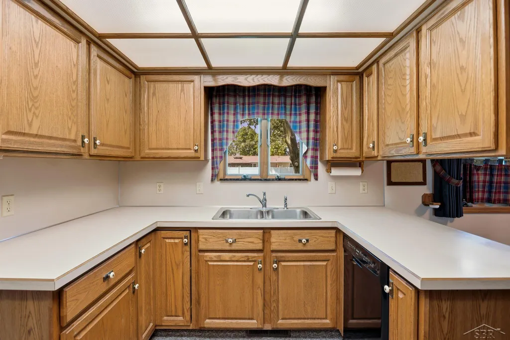 4850 Hanover Drive Saginaw Charter Township MI 48603