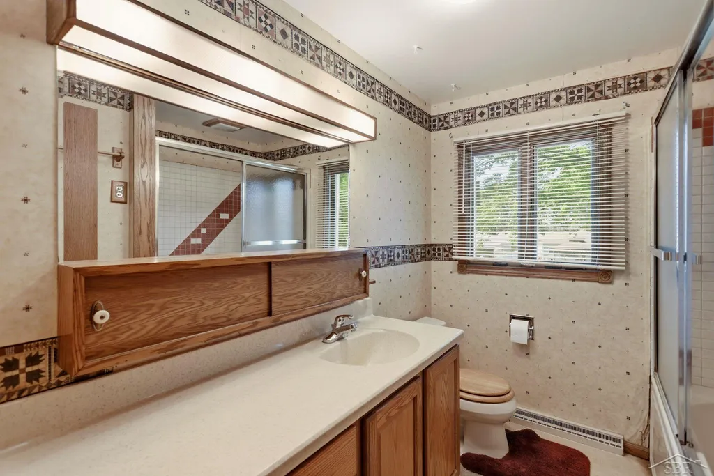 4850 Hanover Drive Saginaw Charter Township MI 48603