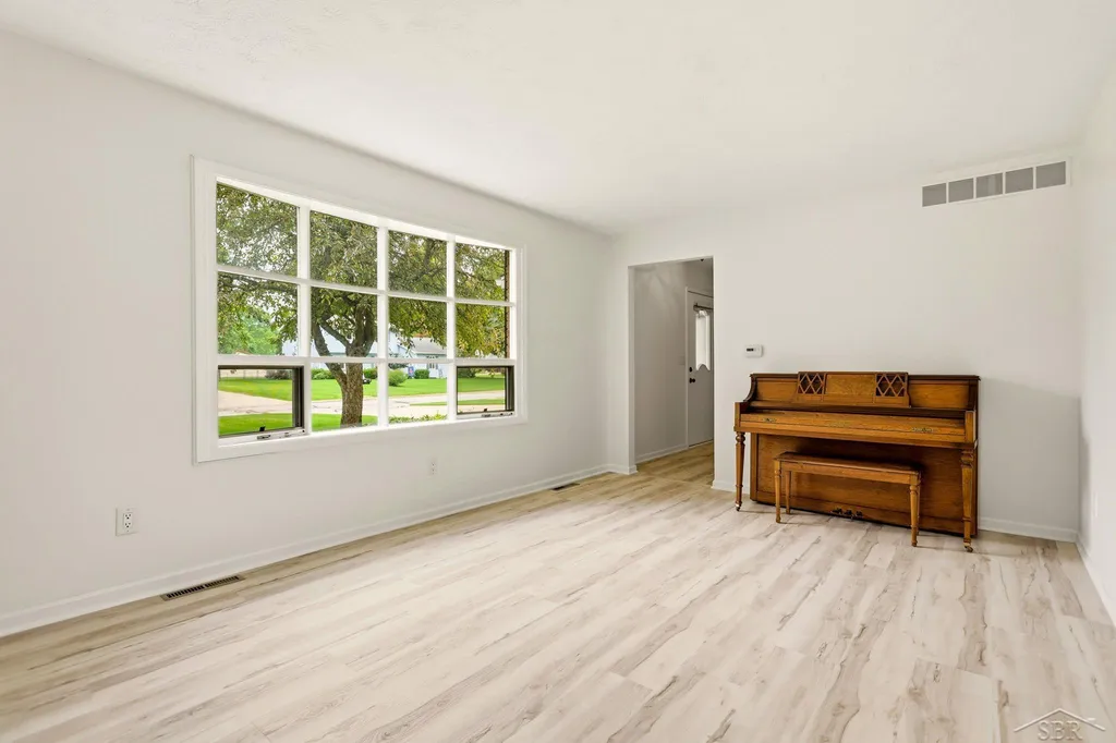 7559 Ellie Street Thomas Township MI 48609