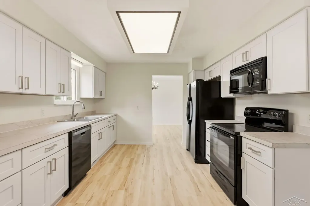 7559 Ellie Street Thomas Township MI 48609