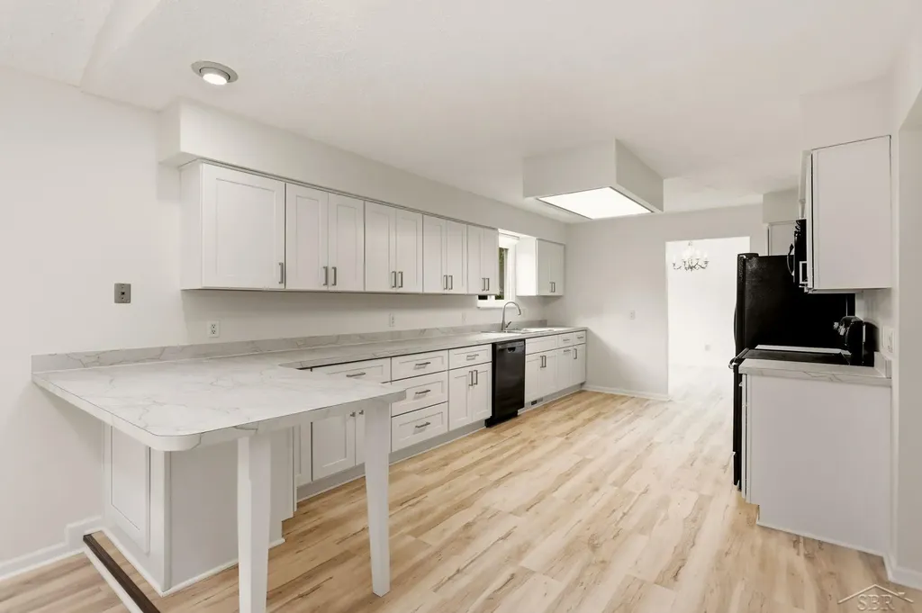 7559 Ellie Street Thomas Township MI 48609