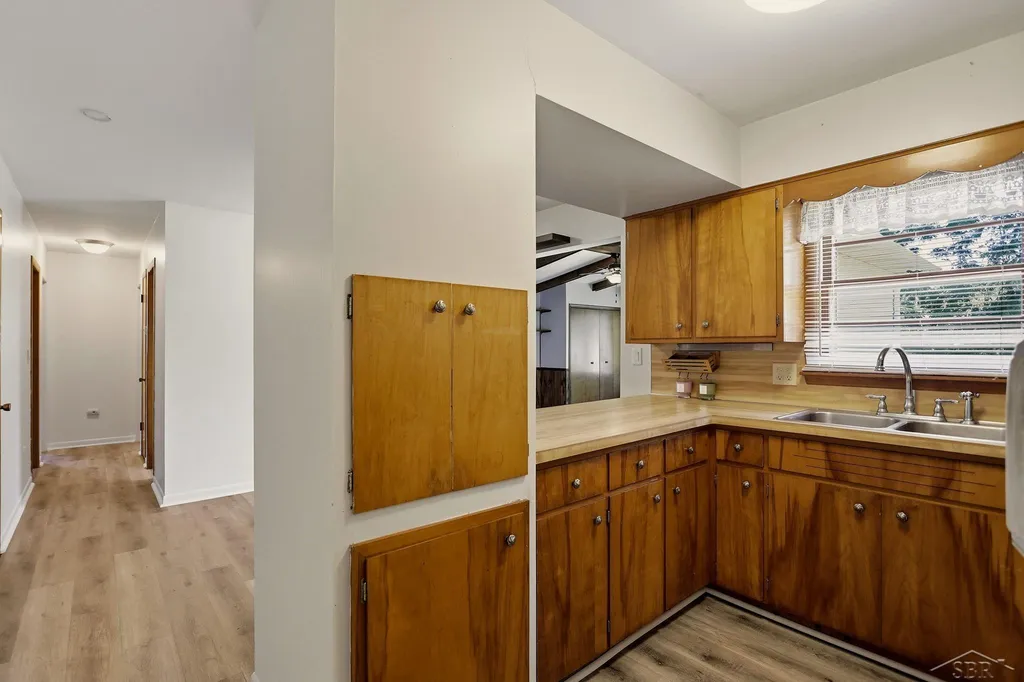 3405 Voight Place Saginaw Charter Township MI 48603