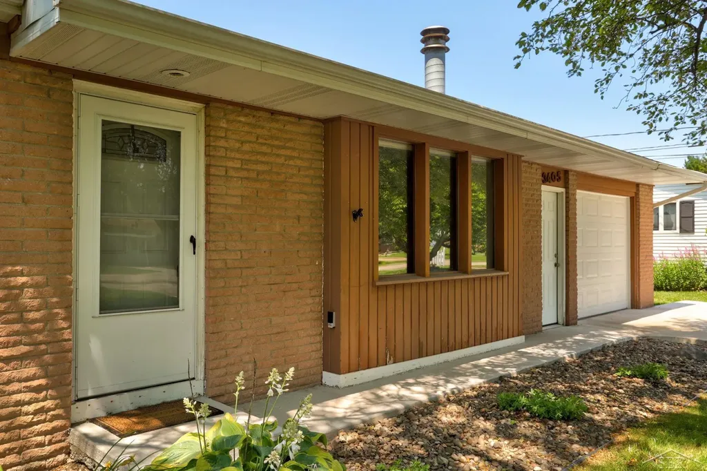 3405 Voight Place Saginaw Charter Township MI 48603