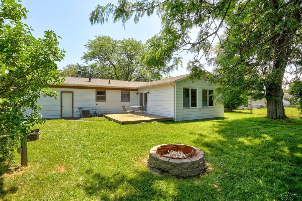 3405 Voight Place Saginaw Charter Township MI 48603