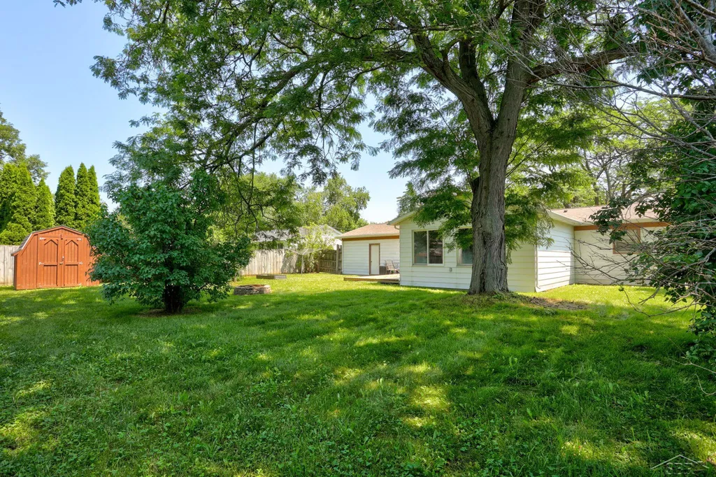 3405 Voight Place Saginaw Charter Township MI 48603