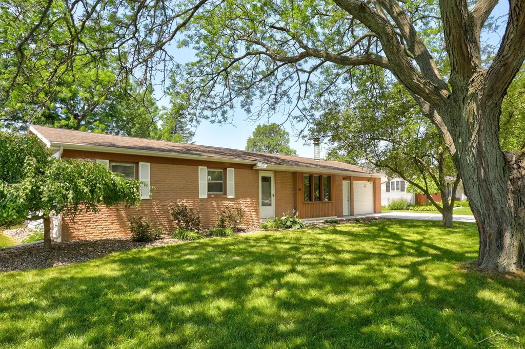 3405 Voight Place Saginaw Charter Township MI 48603