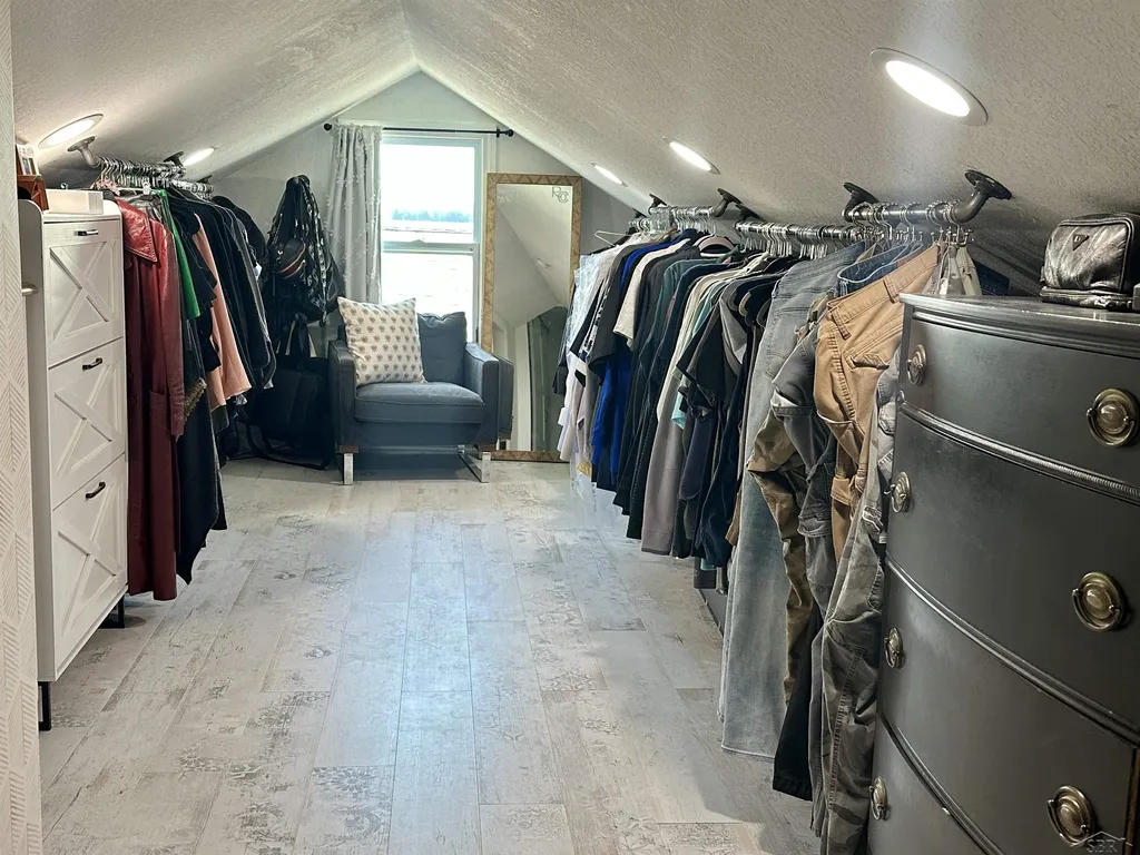 11650 Holland Road Blumfield Township MI 48757