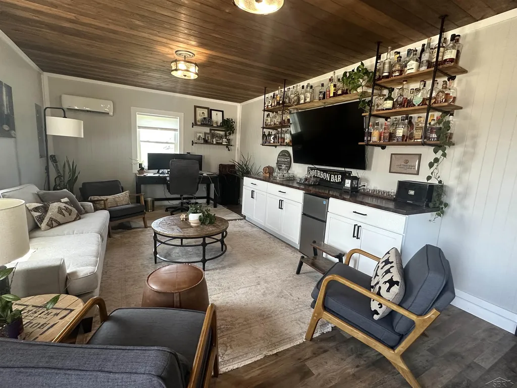 11650 Holland Road Blumfield Township MI 48757