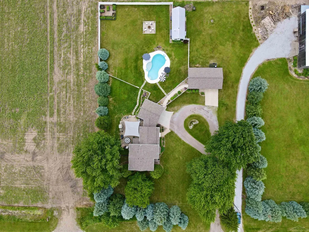 11650 Holland Road Blumfield Township MI 48757