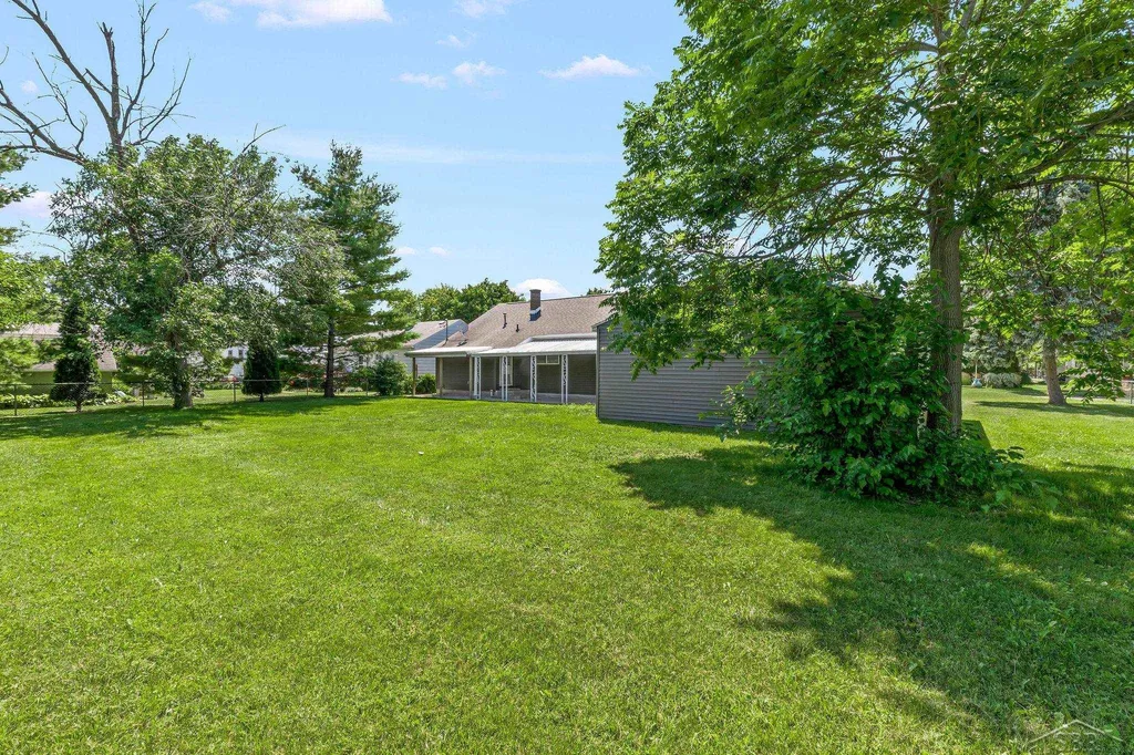 305 Braddock Street Bay City City MI 48708