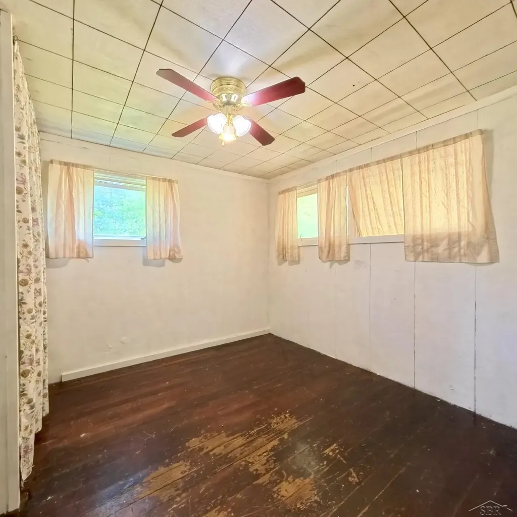 214 E Division Avenue Oscoda Charter Township MI 48750