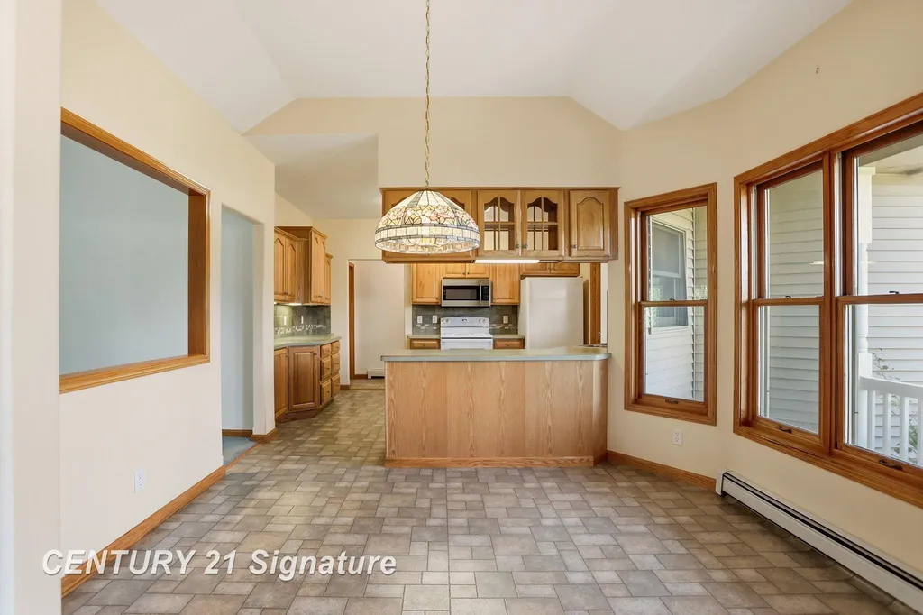 8605 Dixie Highway Birch Run Township MI 48415