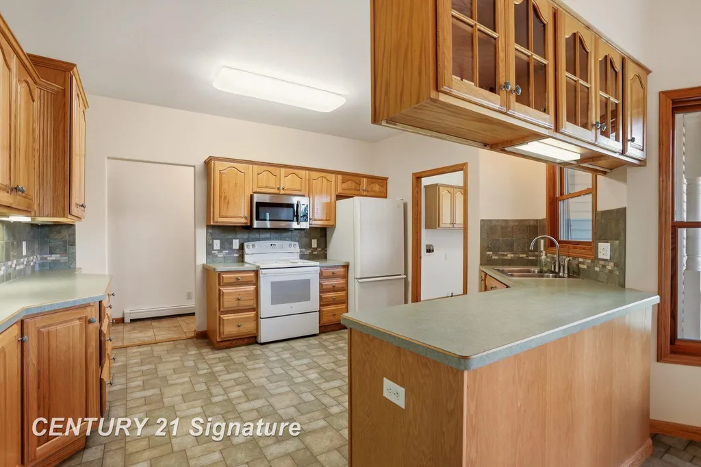 8605 Dixie Highway Birch Run Township MI 48415