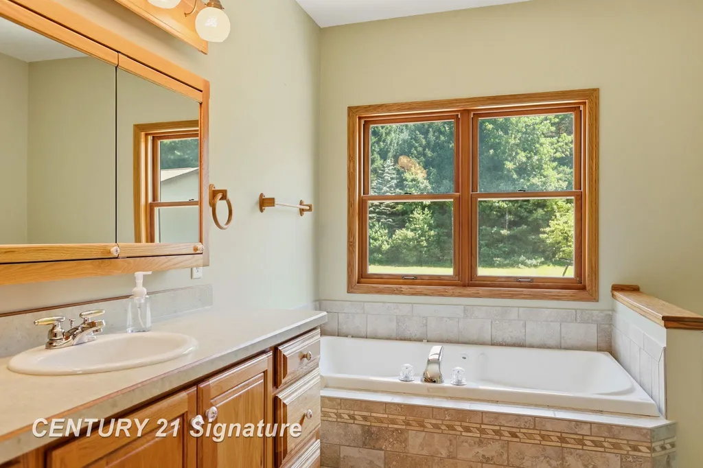 8605 Dixie Highway Birch Run Township MI 48415