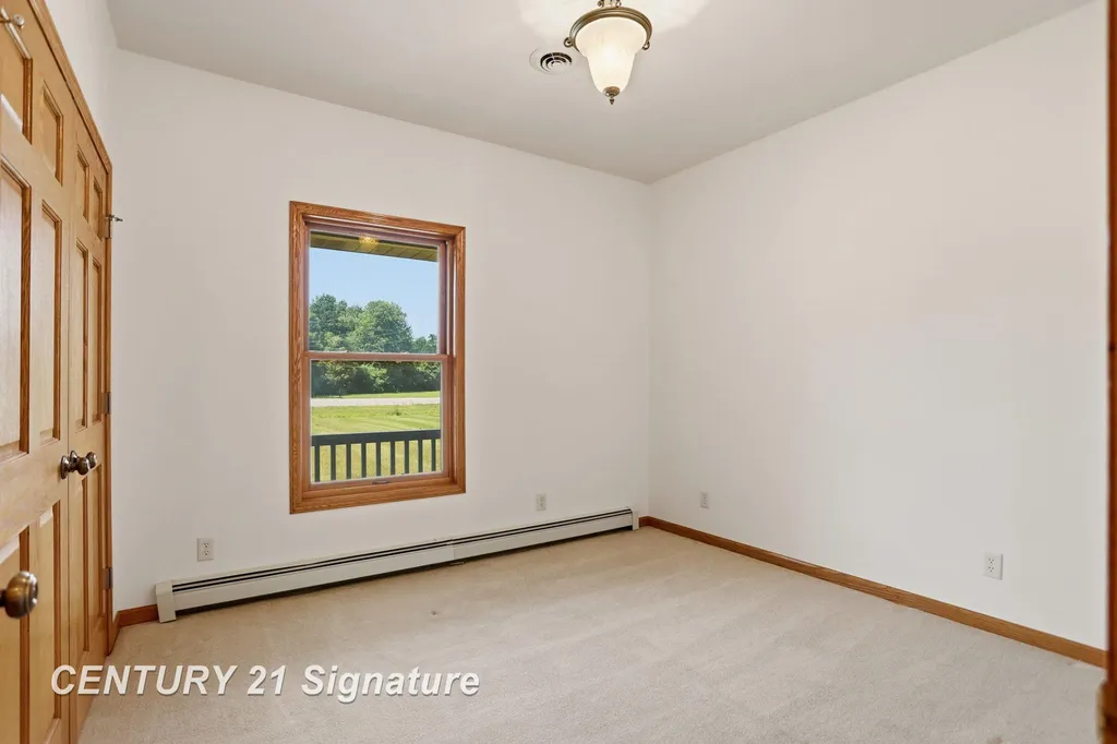8605 Dixie Highway Birch Run Township MI 48415