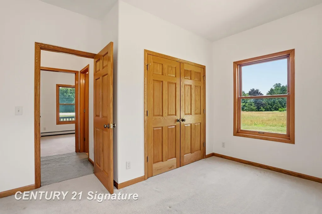 8605 Dixie Highway Birch Run Township MI 48415