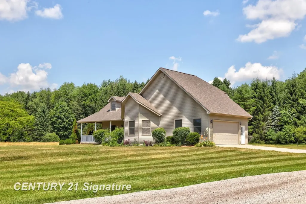 8605 Dixie Highway Birch Run Township MI 48415