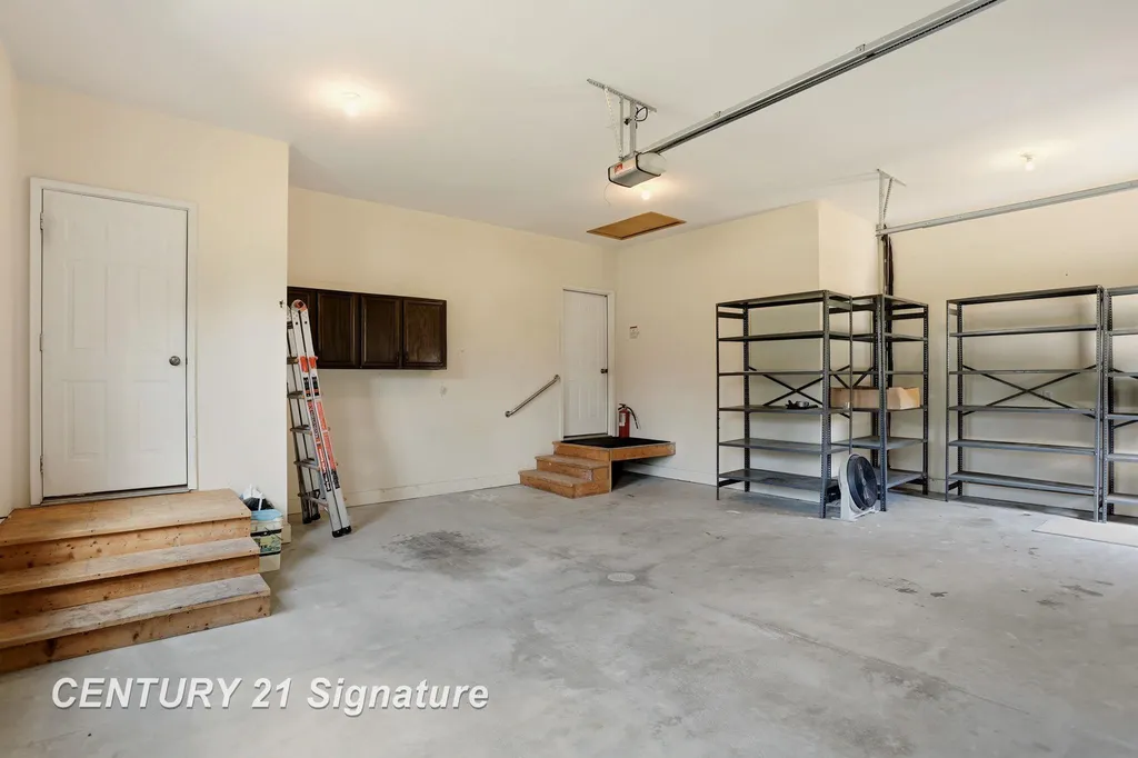8605 Dixie Highway Birch Run Township MI 48415