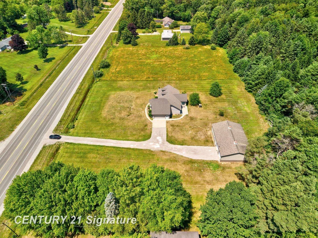 8605 Dixie Highway Birch Run Township MI 48415